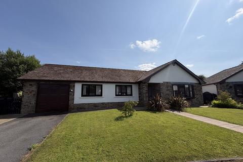 3 bedroom detached house for sale, Parc Cawdor, Ffairfach, Llandeilo, Carmarthenshire.