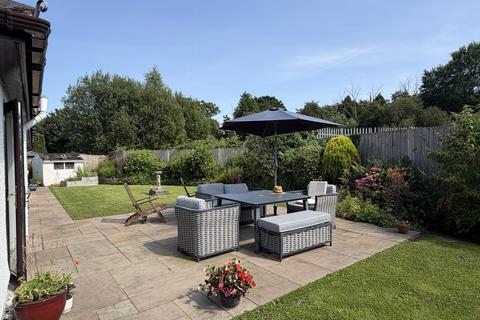 3 bedroom detached house for sale, Parc Cawdor, Ffairfach, Llandeilo, Carmarthenshire.