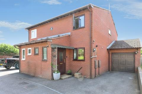 Turners Hill, Cheshunt, Waltham Cross