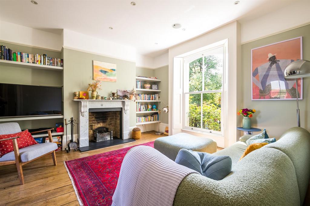 Living room, fireplace