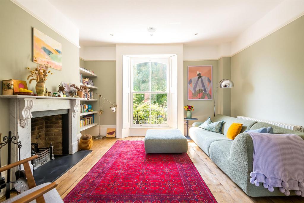 Living room, fireplace