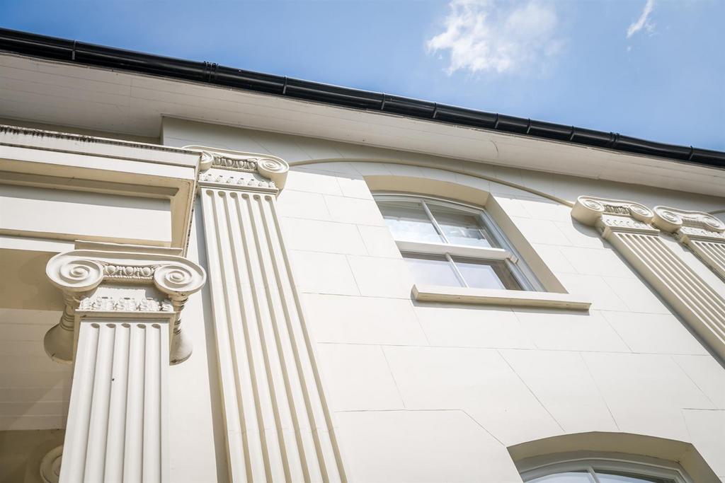 Detached house exterior