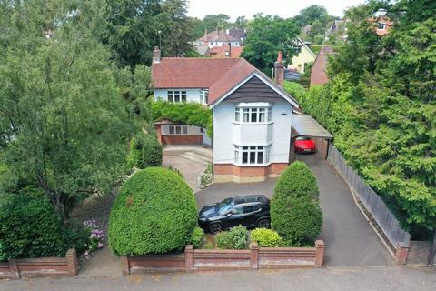 4 bedroom detached house for sale, Canford Cliffs Road, Poole, BH13
