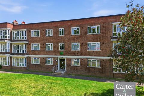 2 bedroom apartment for sale, Longbridge Road, Barking, Essex
