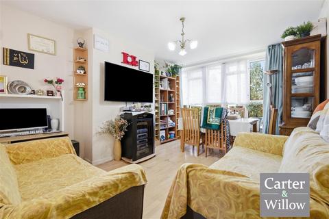 2 bedroom apartment for sale, Longbridge Road, Barking, Essex