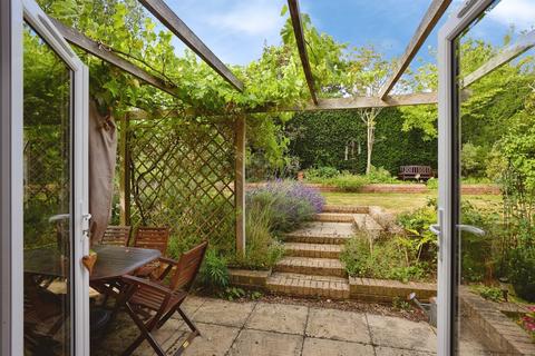 5 bedroom detached house for sale, Longhill Drive, Salisbury