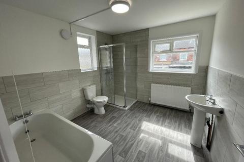 2 bedroom terraced house to rent, Hereford St, Hull, HU4 6QH