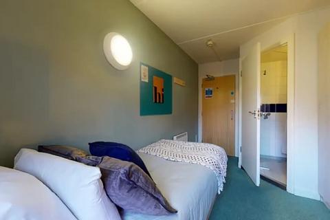 Flat share to rent, Creek Road