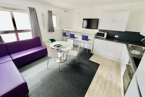 Flat share to rent, Creek Road