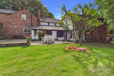 5 bedroom semi-detached house to rent, Dark Lane, Macclesfield SK11