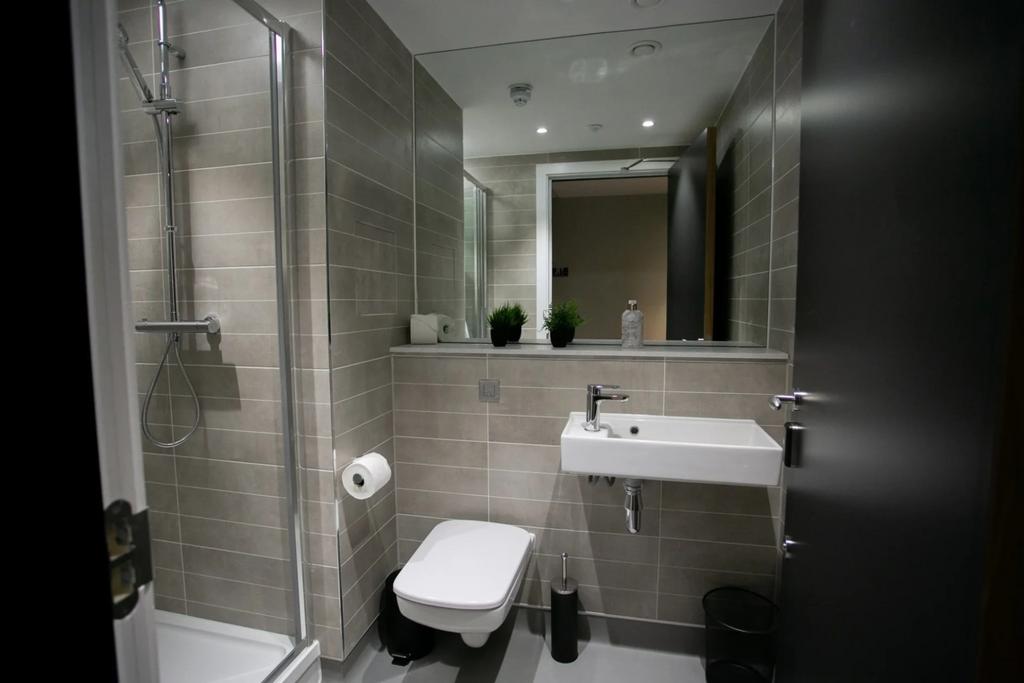 Apartment in London - View 2