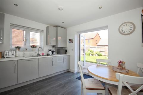 2 bedroom semi-detached house for sale, Majestic Way, Bishops Tachbrook, Leamington Spa