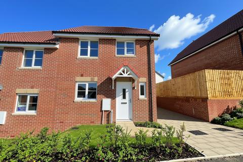 3 bedroom semi-detached house for sale, Tithecott Way, Northam, Bideford