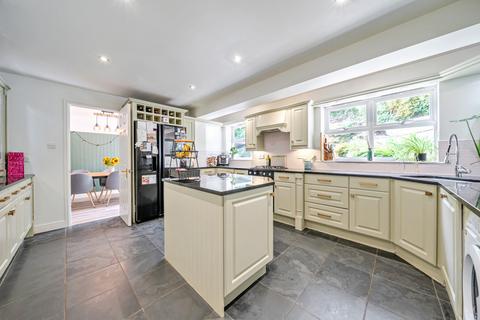 3 bedroom house for sale, Westminster Close, Rodley, Leeds, West Yorkshire, LS13