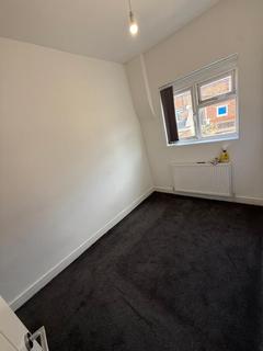 2 bedroom terraced house to rent, Tennyson Street, Middlesbrough