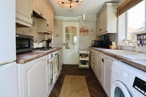 3 bedroom semi-detached house for sale, Powys Drive, Dinas Powys