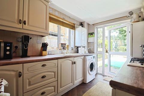 3 bedroom semi-detached house for sale, Powys Drive, Dinas Powys