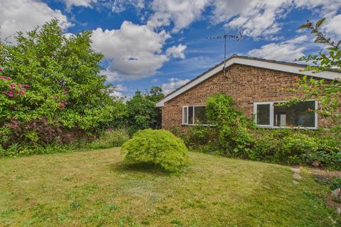 2 bedroom detached bungalow for sale, The Beeches, Upton-Upon-Severn,