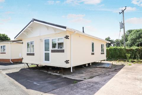 2 bedroom park home for sale, Ball Lane, Coven Heath, Wolverhampton