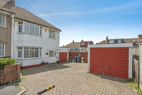 Oriel Close, Mitcham, CR4