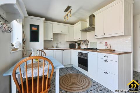 2 bedroom semi-detached house for sale, Thompson Way, North Warwickshire, B78