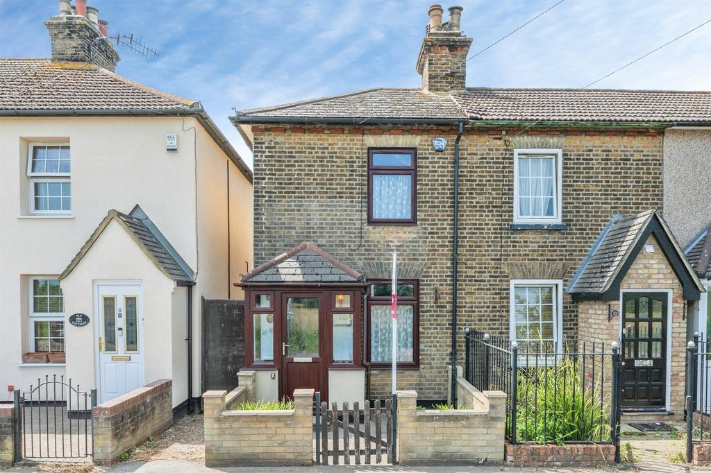 Detached house exterior