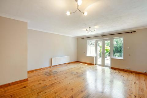 4 bedroom terraced house for sale, James Martin Close, Denham, Uxbridge, Middlesex