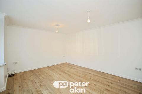 2 bedroom maisonette for sale, Watton Close, Llanishen, Cardiff
