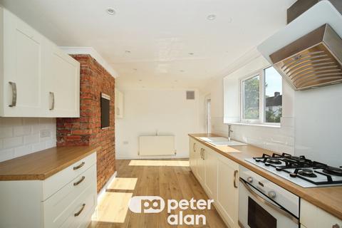 2 bedroom maisonette for sale, Watton Close, Llanishen, Cardiff