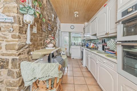 3 bedroom semi-detached house for sale, Dewsbury Road, Upper Edge, Elland