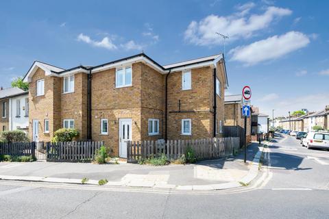 Ealing Road, Brentford