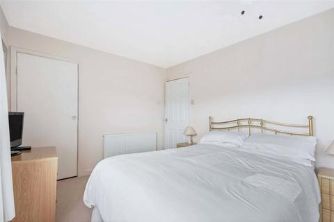 2 bedroom terraced house for sale, Almond Road, Bearsden, Glasgow, East Dunbartonshire, G61