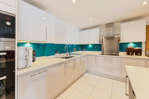 undefined, Club Lane, Woburn Sands, Milton Keynes