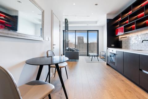 Studio to rent, City Island Way, London, E14