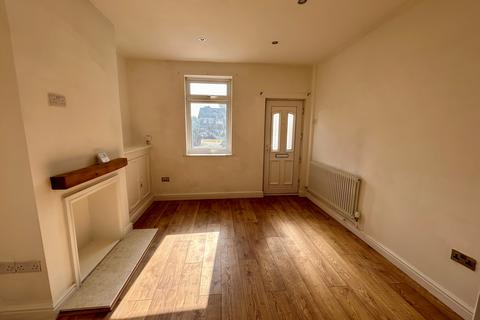 3 bedroom terraced house to rent, Astil Street, Burton-on-Trent, DE15