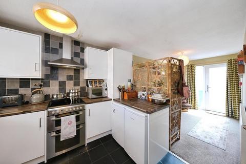 2 bedroom terraced house for sale, Hovenden Gardens, NOTTINGHAM, Nottinghamshire, NG7