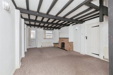 3 bedroom semi-detached house for sale, Barkby Road, Syston, Leicester, Leicestershire, LE7