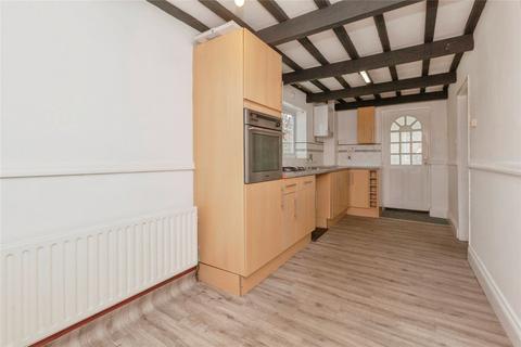 3 bedroom semi-detached house for sale, Barkby Road, Syston, Leicester, Leicestershire, LE7