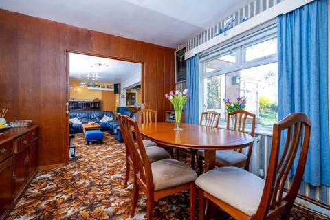 5 bedroom detached house for sale, Kitty Briggs Lane, Grantham, Lincolnshire, NG31 7JR