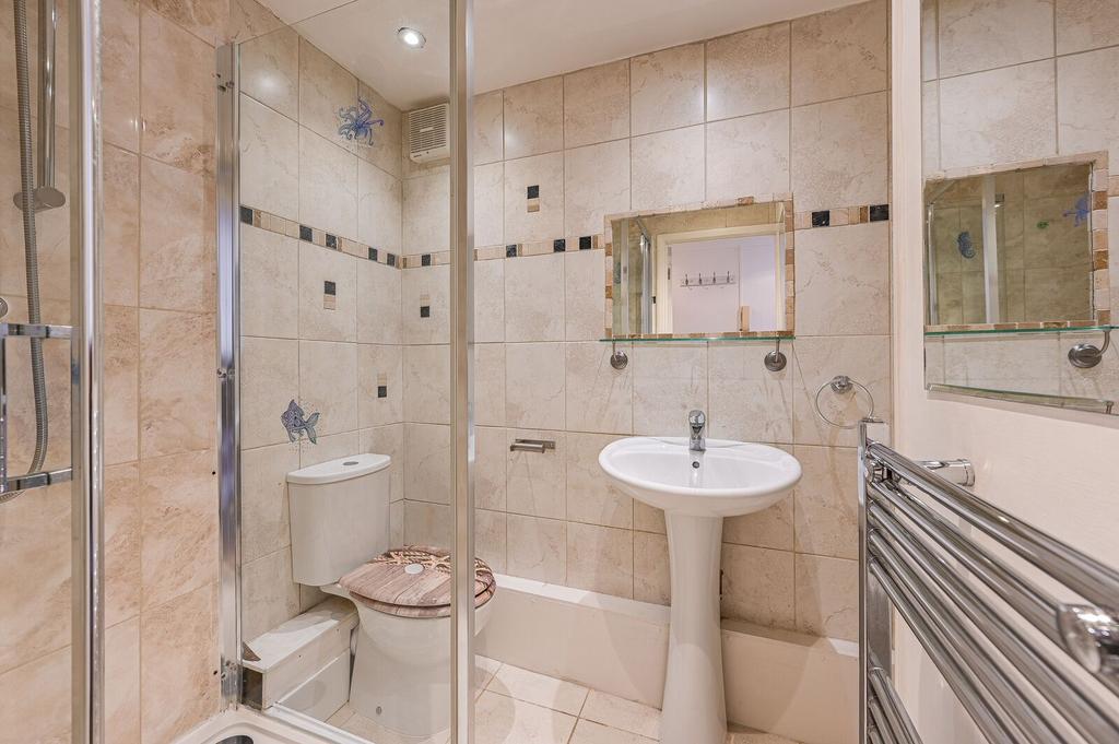 Apartment in Blackheath - View 5