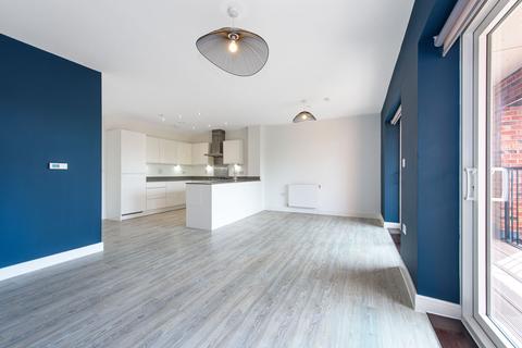 2 bedroom flat for sale, Carmen Court, London N20