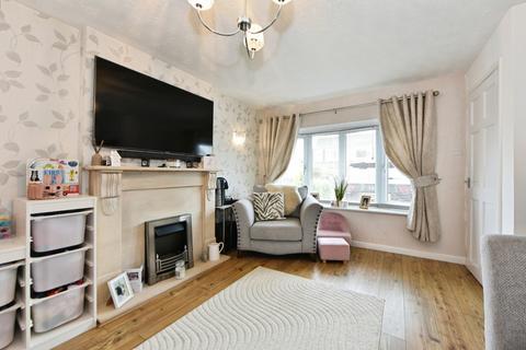 3 bedroom semi-detached house for sale, Larchwood Crescent, Leyland, Lancashire, PR25