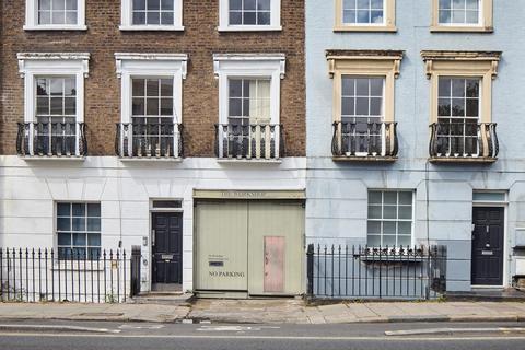 3 bedroom semi-detached house for sale, London NW1