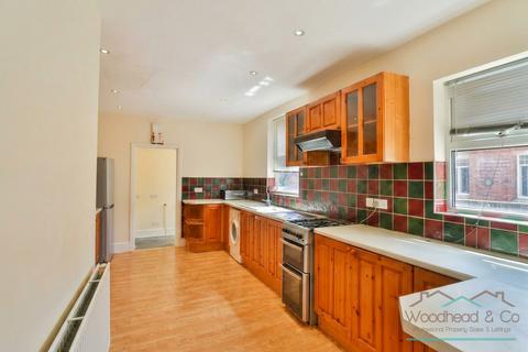 3 bedroom detached house to rent, Castle Street, Wellingborough, NN8 1LS