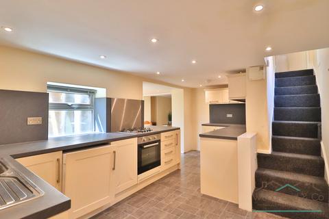 3 bedroom detached house to rent, Castle Street, Wellingborough, NN8 1LS