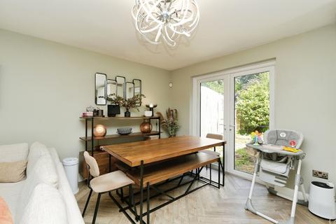 3 bedroom semi-detached house for sale, Addington Village Road, Croydon, CR0