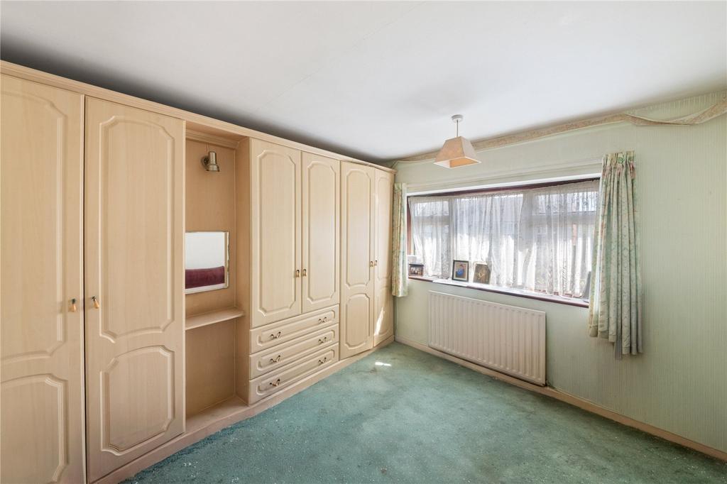St. Nicholas Close, Uxbridge, UB8 - View 4