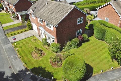 4 bedroom detached house for sale, Hookstone Oval, Harrogate