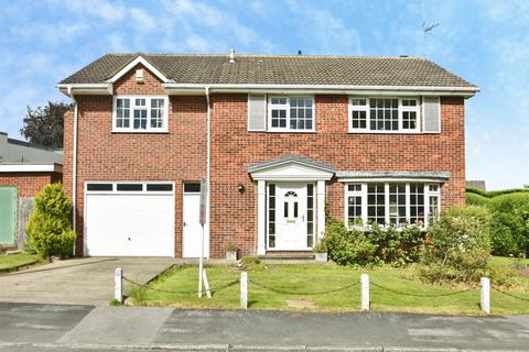 4 bedroom detached house for sale, Hookstone Oval, Harrogate