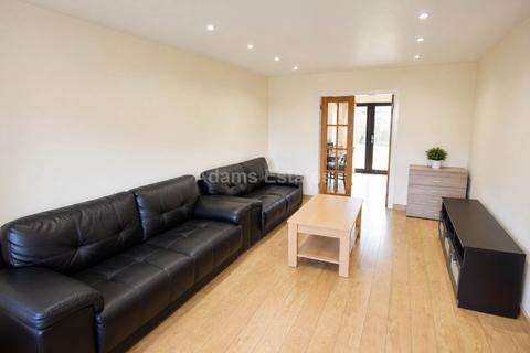 4 bedroom detached house to rent, Pheasant Close, Wokingham